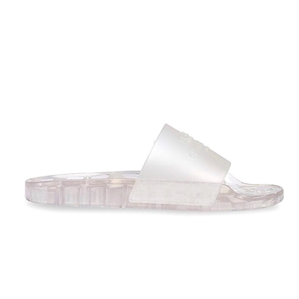 COACHUlyssa Logo Transparent Slides - Picture 3 of 7